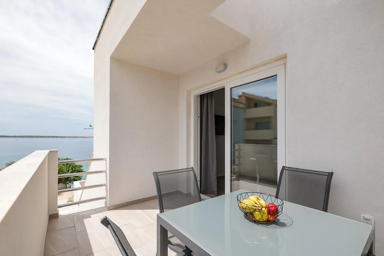 Beachfront Apartments Tic With Seaview Miletici