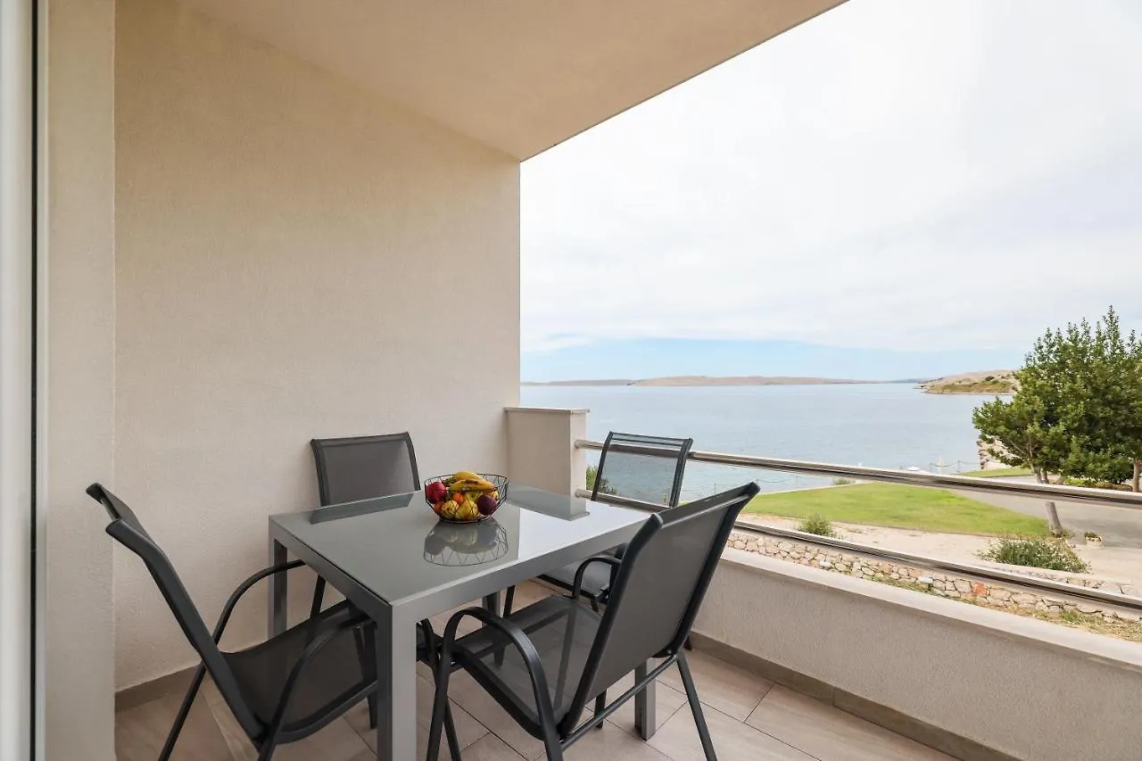 Beachfront Apartments Tic With Seaview Miletici