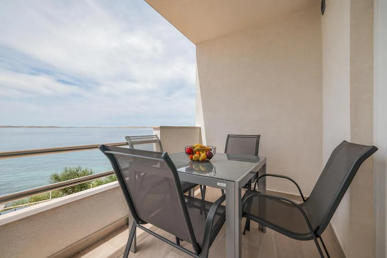 Beachfront Apartments Tic With Seaview Miletici