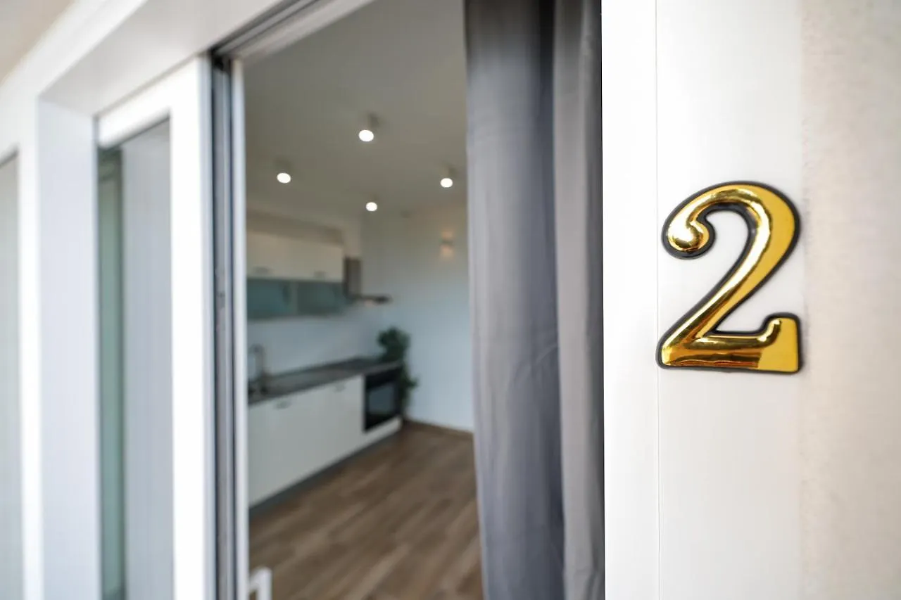 Beachfront Apartments Tic With Seaview Miletici