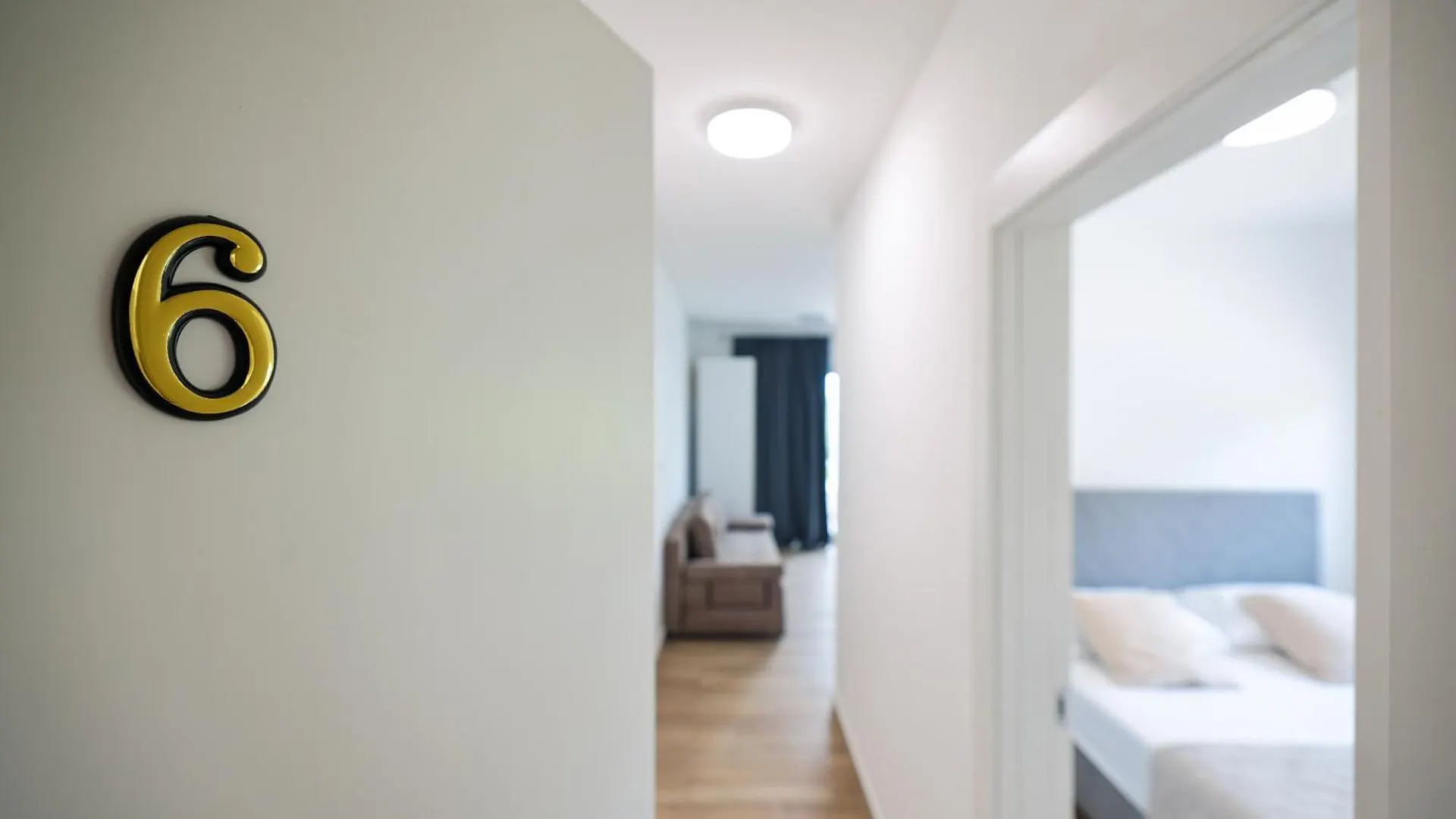 Beachfront Apartments Tic With Seaview Miletici
