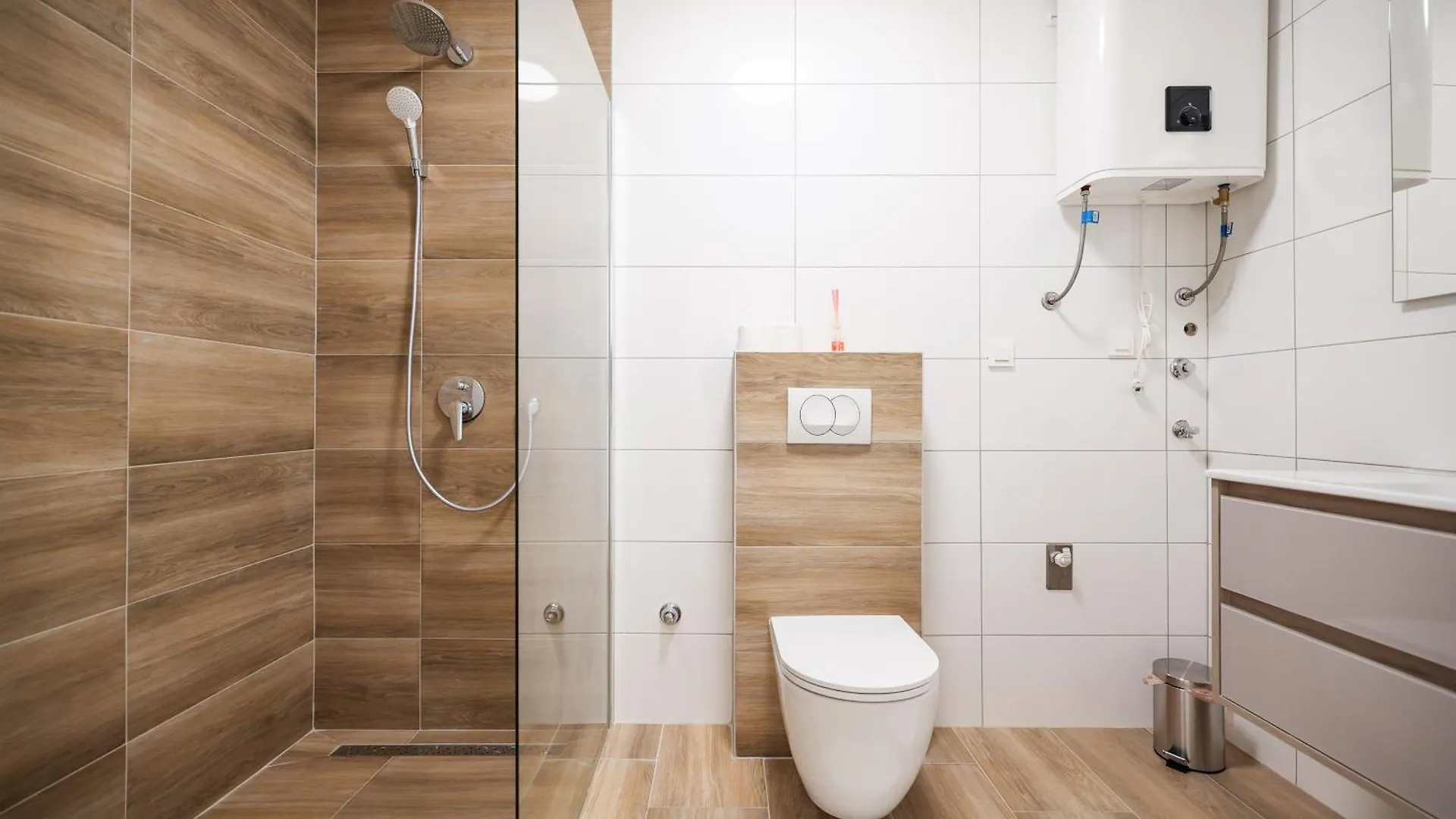 Beachfront Apartments Tic With Seaview Miletici