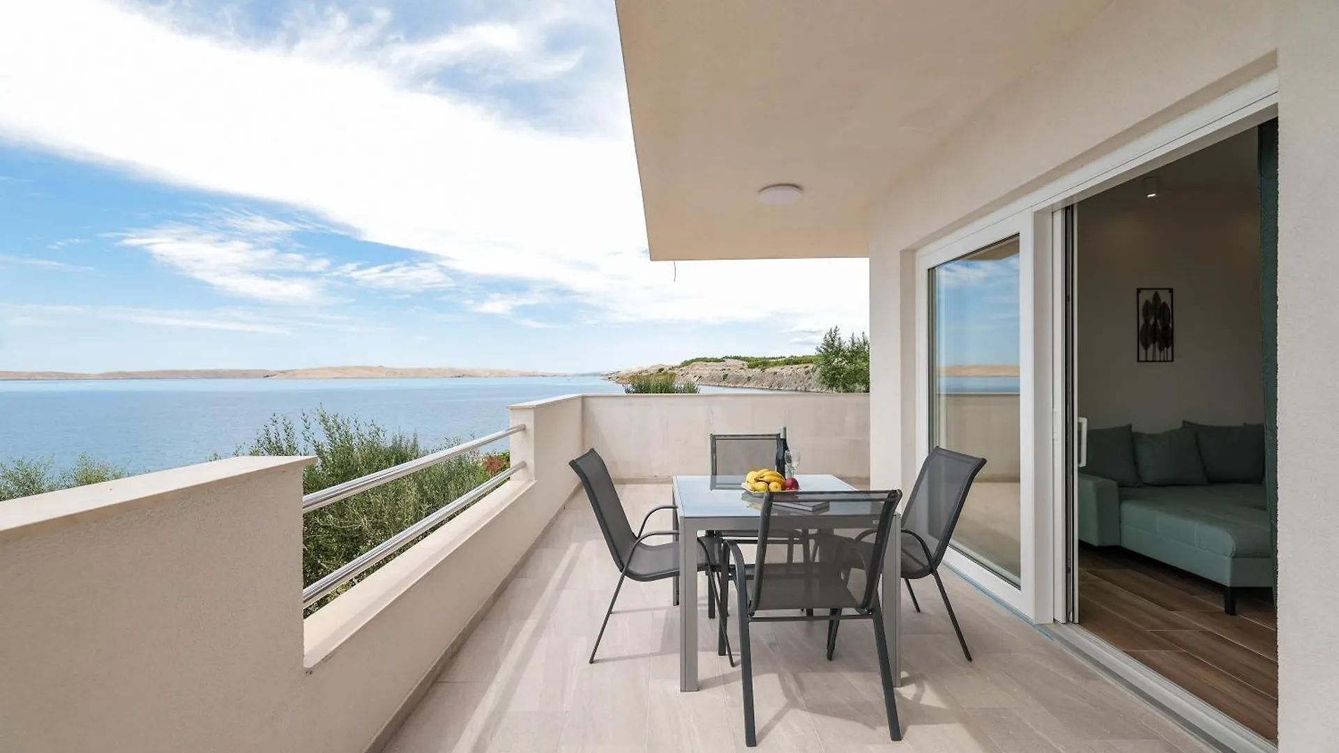 Beachfront Apartments Tic With Seaview Miletici