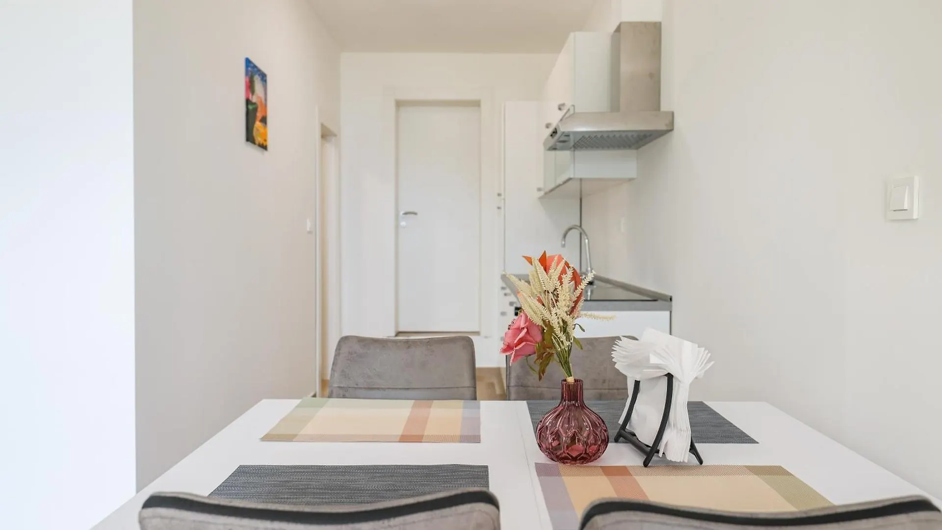 Beachfront Apartments Tic With Seaview Miletici